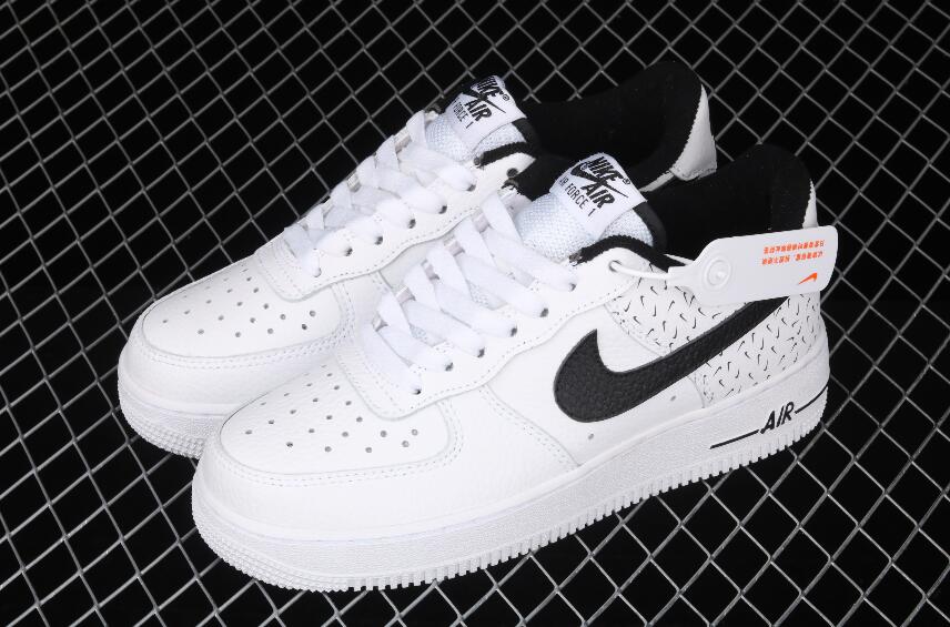 New Arrival Nike Air Force 1 07 GS White And Black DC9189-100 for Sale ...